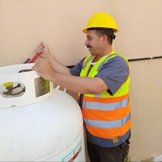 photo 5945255527292454692 y e1760648553425